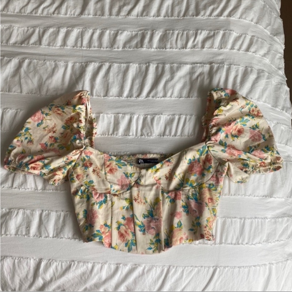 Zara floral crop top